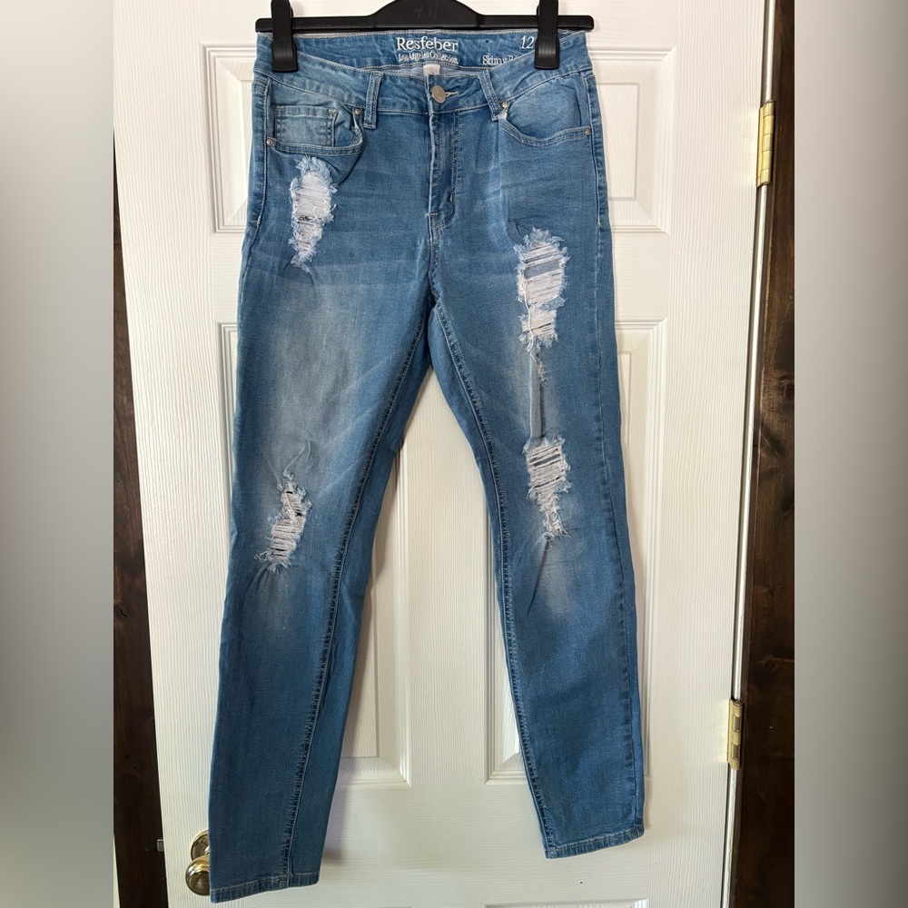 Blue Distressed Women’s Jeans